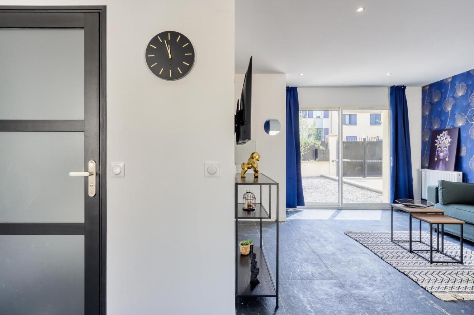 Studio 1 Coubron Exteriör bild